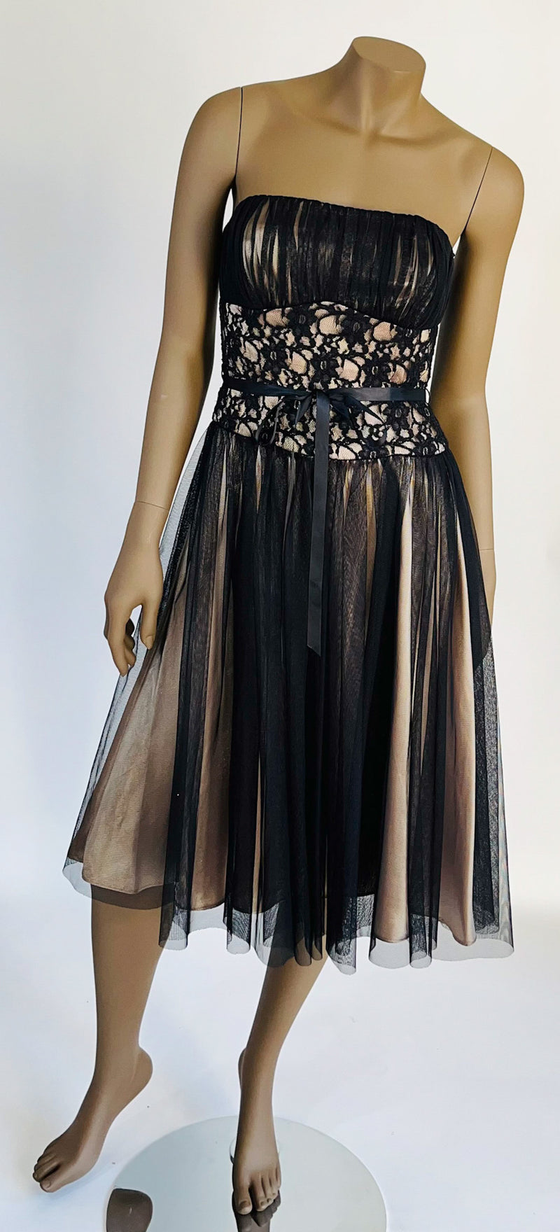 White House Black Market Black Strapless Lace Knee Length Dress Faveur White House Black Market Black Strapless Lace Knee Length Dress Faveur
